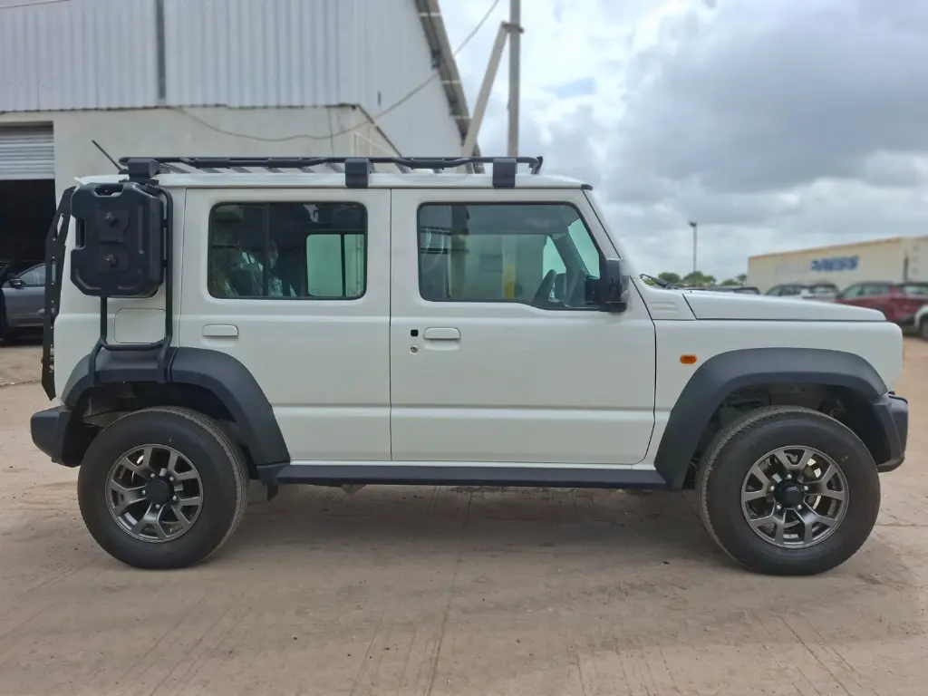 SUZUKI JIMNY thumbnail 9