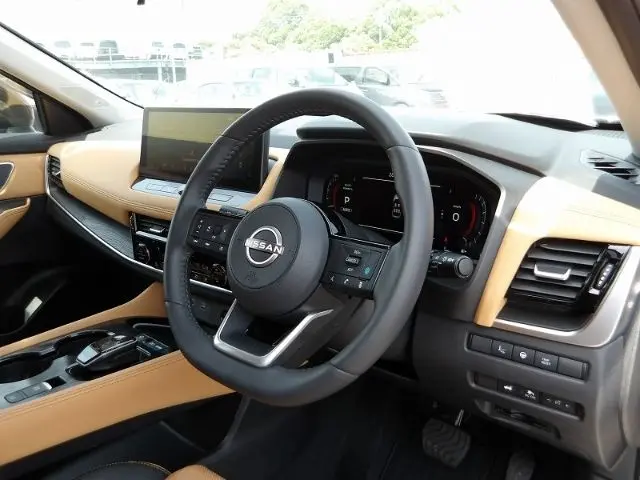 NISSAN X-TRAIL thumbnail 6