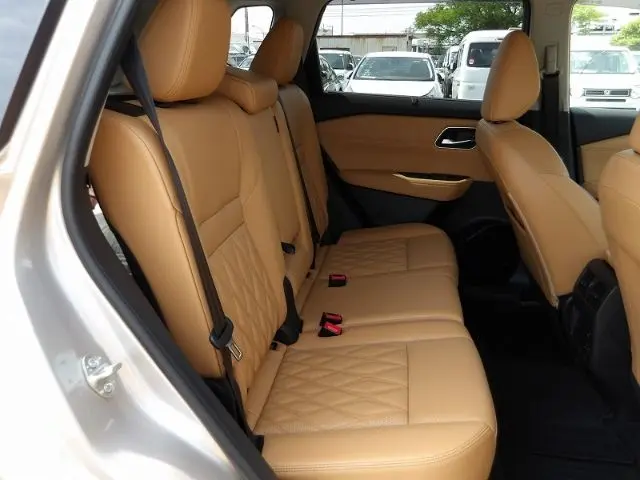 NISSAN X-TRAIL thumbnail 9