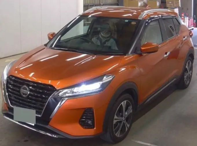 NISSAN KICKS thumbnail 2