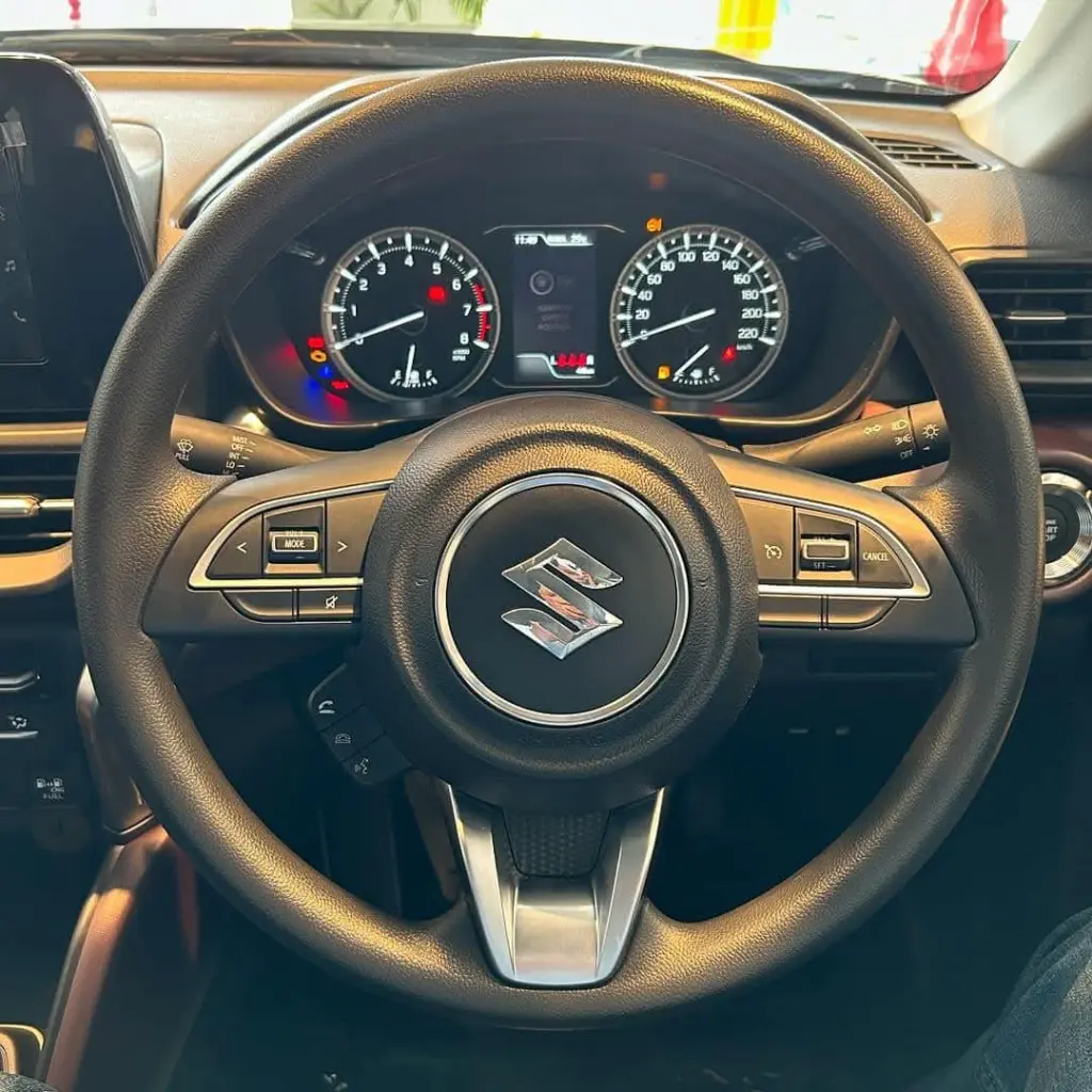 SUZUKI GRAND VITARA thumbnail 4