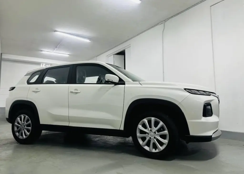 SUZUKI GRAND VITARA thumbnail 5