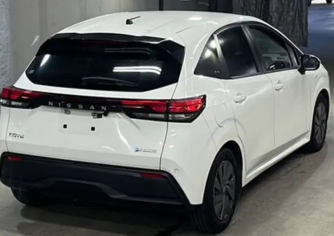 NISSAN NOTE thumbnail 4