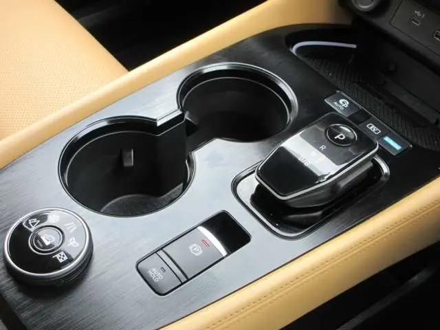 NISSAN X-TRAIL HYBRID thumbnail 7