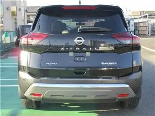 NISSAN X-TRAIL HYBRID thumbnail 4