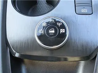 NISSAN X-TRAIL HYBRID thumbnail 7