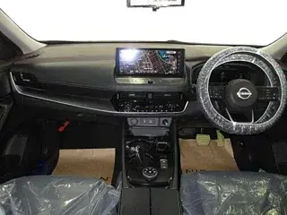 NISSAN X-TRAIL HYBRID thumbnail 2