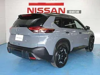 NISSAN X-TRAIL HYBRID thumbnail 3