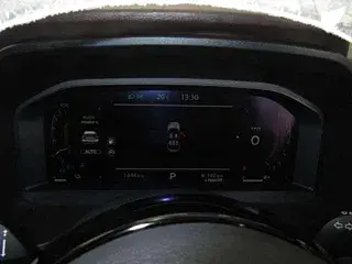 NISSAN X-TRAIL HYBRID thumbnail 4