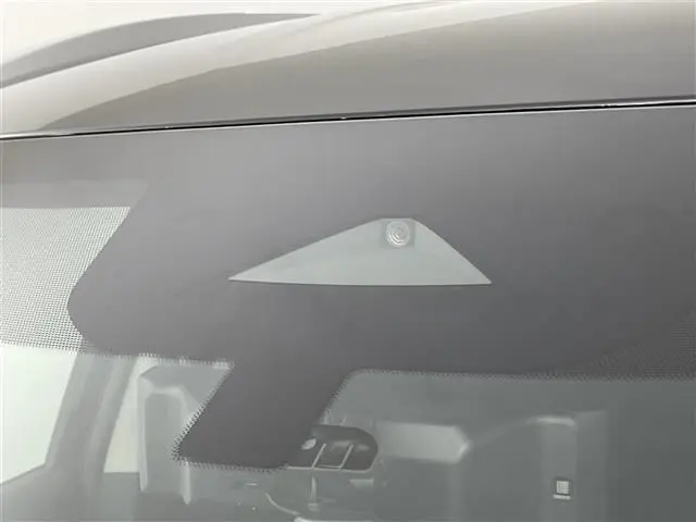 NISSAN X-TRAIL HYBRID thumbnail 15