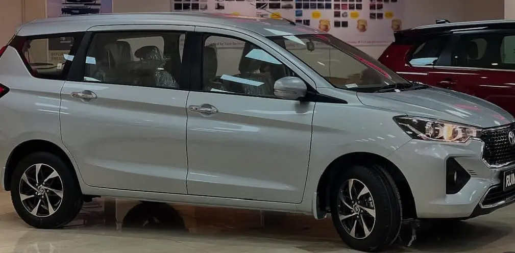 TOYOTA RUMION thumbnail 9