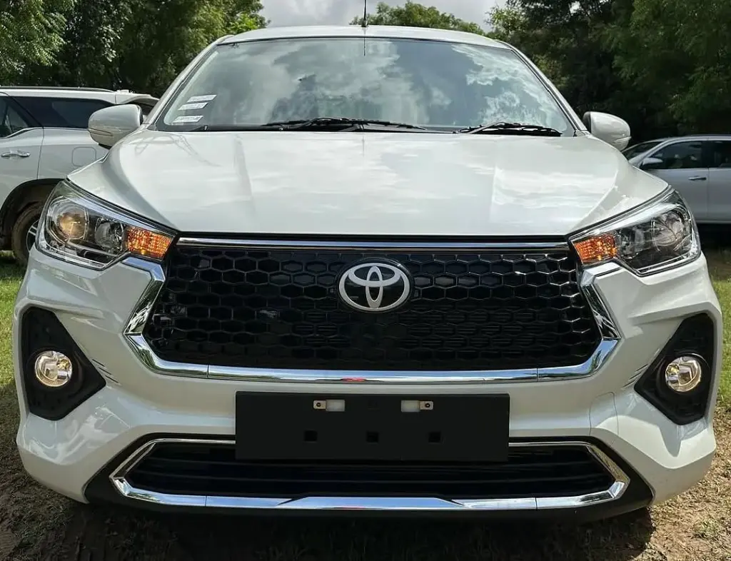 TOYOTA RUMION thumbnail 6