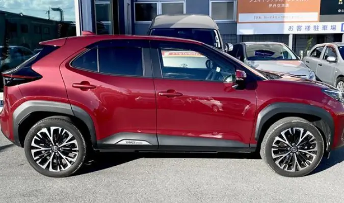 TOYOTA YARIS CROSS thumbnail 4
