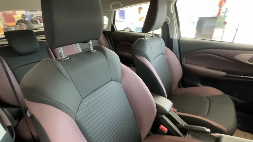 TOYOTA TAISOR thumbnail 10