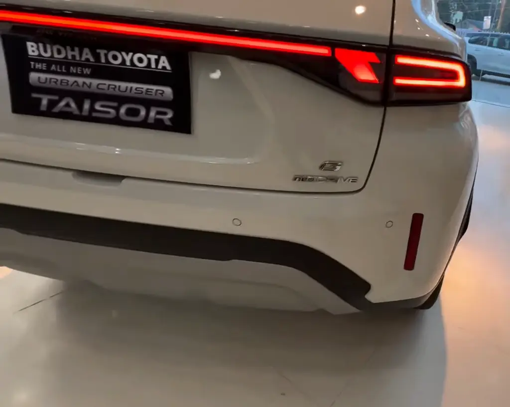 TOYOTA TAISOR thumbnail 17
