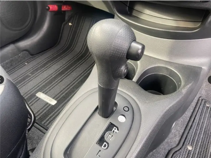 NISSAN NOTE thumbnail 4
