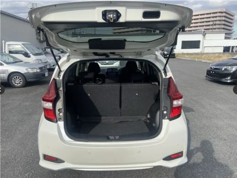 NISSAN NOTE thumbnail 6
