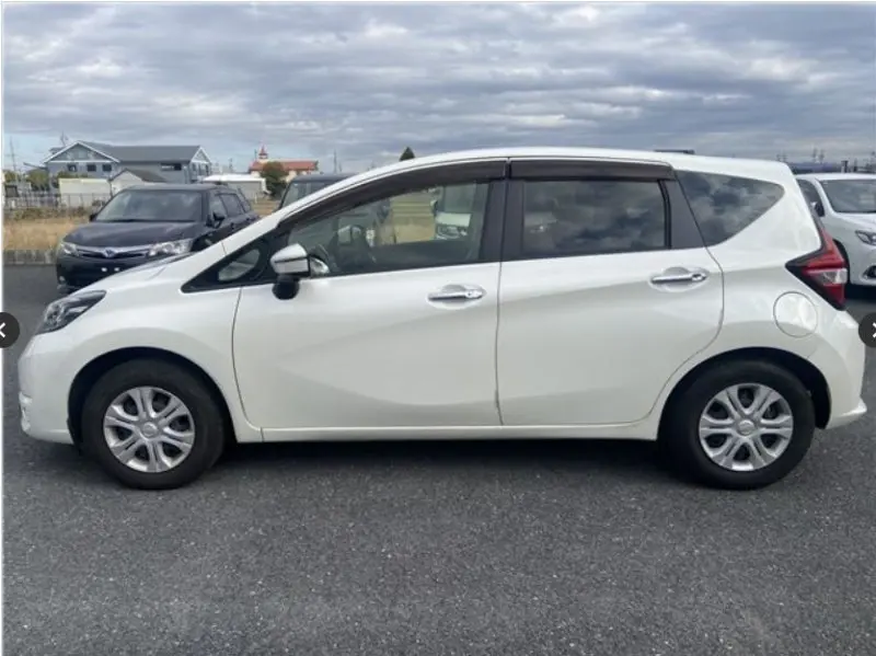 NISSAN NOTE thumbnail 12