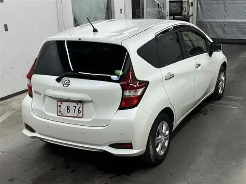 NISSAN NOTE thumbnail 8