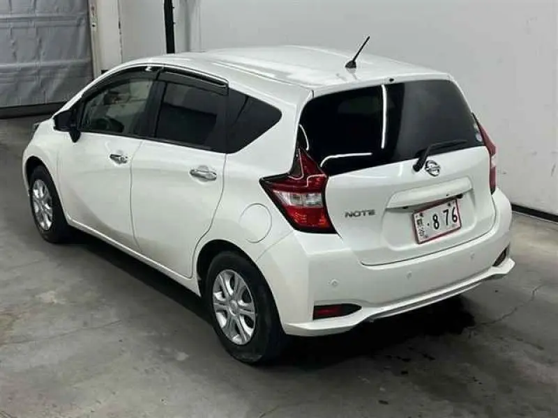 NISSAN NOTE thumbnail 10
