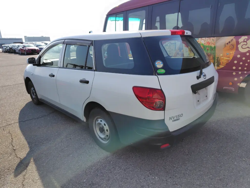 NISSAN AD VAN thumbnail 6
