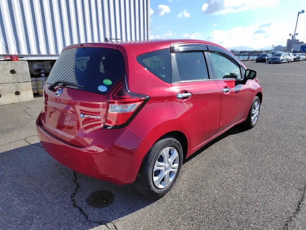 NISSAN NOTE thumbnail 2