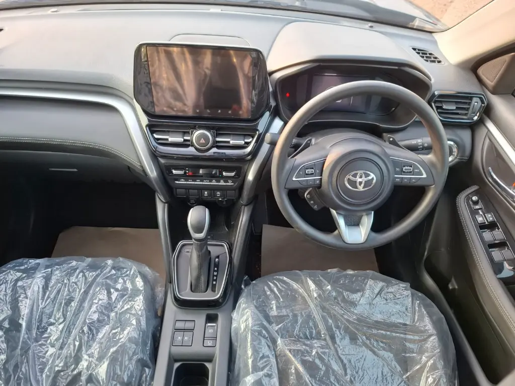 TOYOTA HYRYDER thumbnail 5