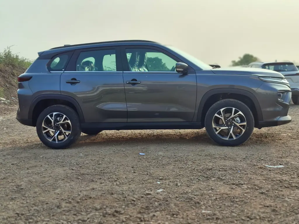 TOYOTA HYRYDER thumbnail 8