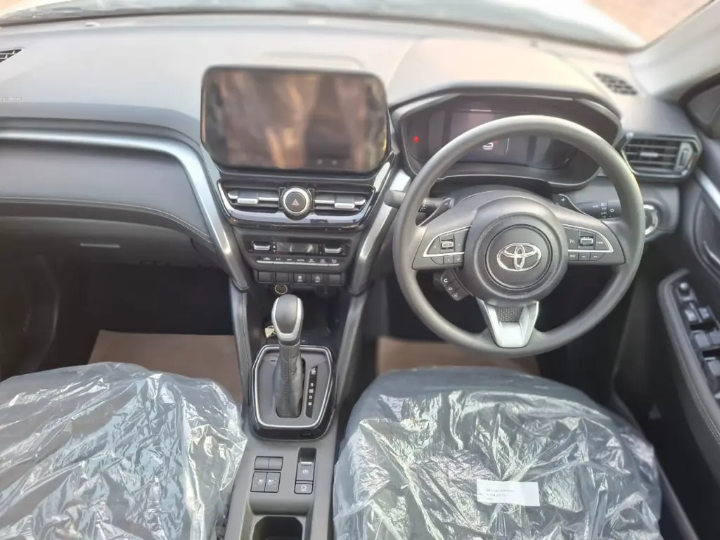 TOYOTA HYRYDER thumbnail 13