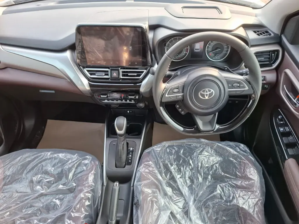 TOYOTA TAISOR thumbnail 6