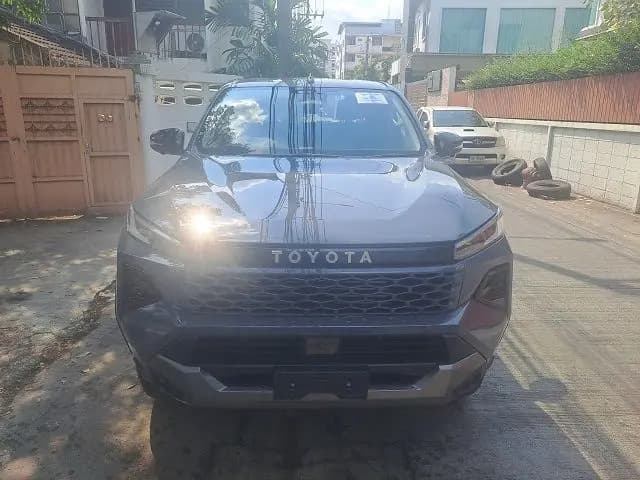TOYOTA HILUX TRAVO thumbnail 4