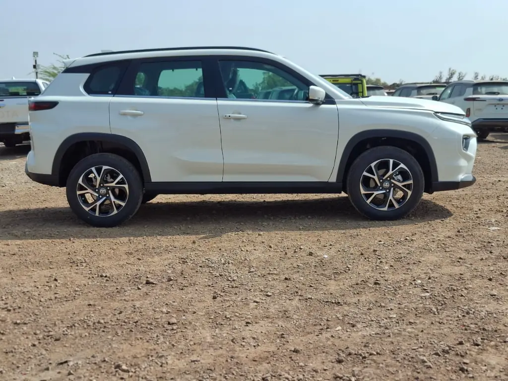 TOYOTA HYRYDER thumbnail 2