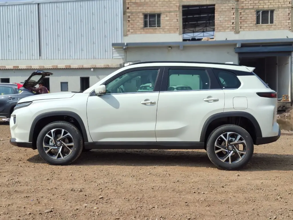 TOYOTA HYRYDER thumbnail 3