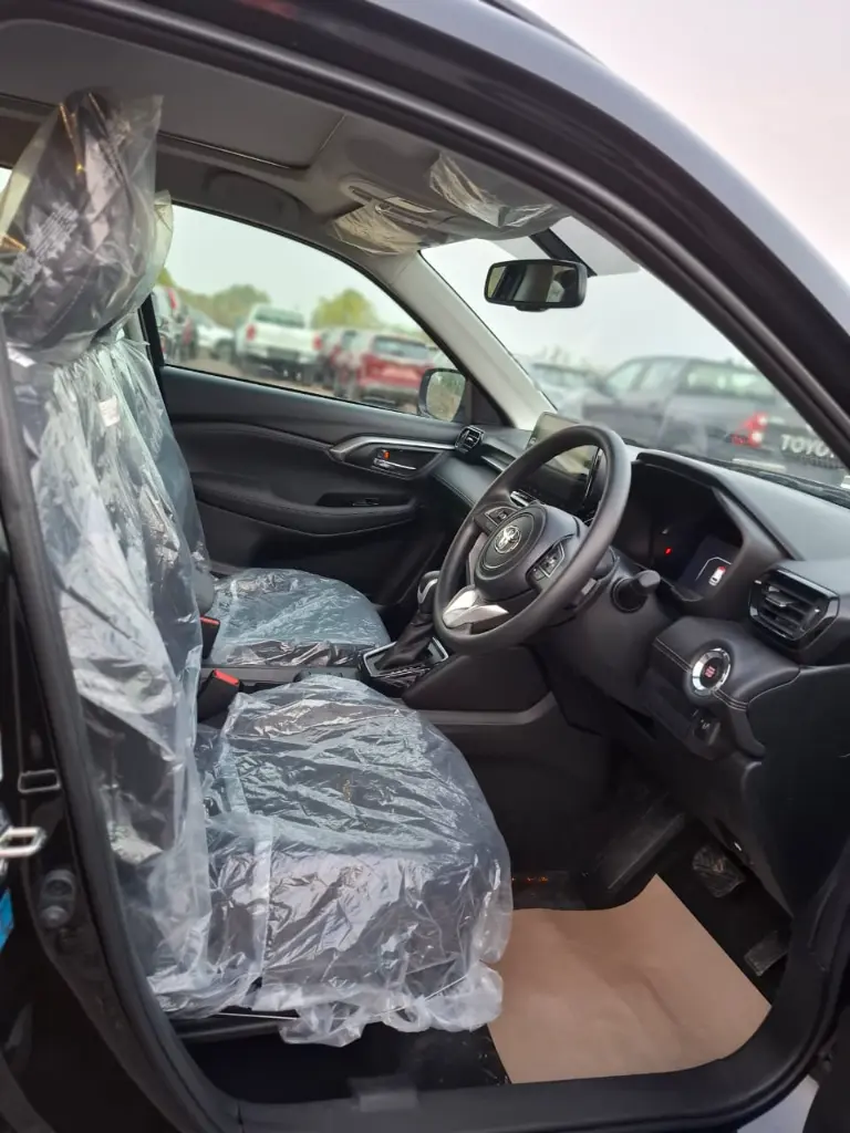 TOYOTA HYRYDER thumbnail 11