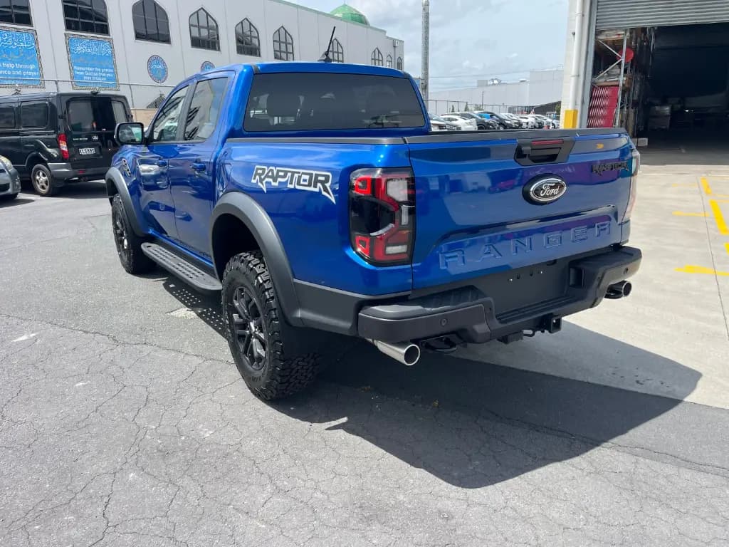 FORD RANGER thumbnail 4