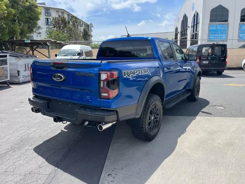 FORD RANGER thumbnail 8