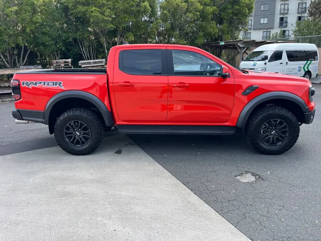 FORD RANGER thumbnail 3