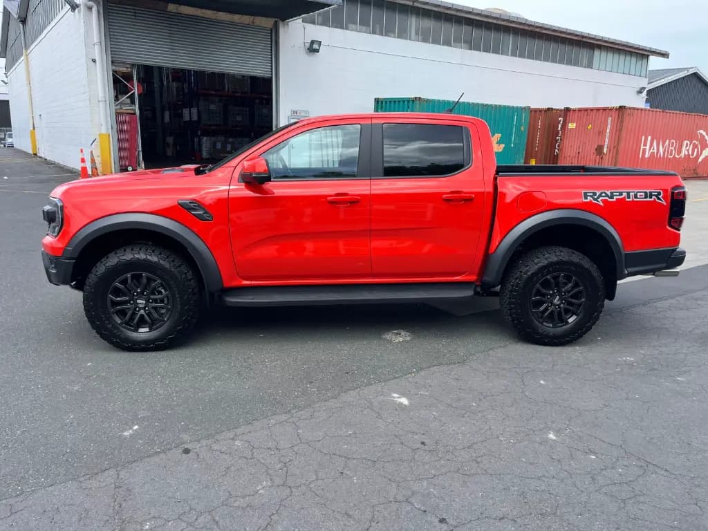 FORD RANGER thumbnail 12