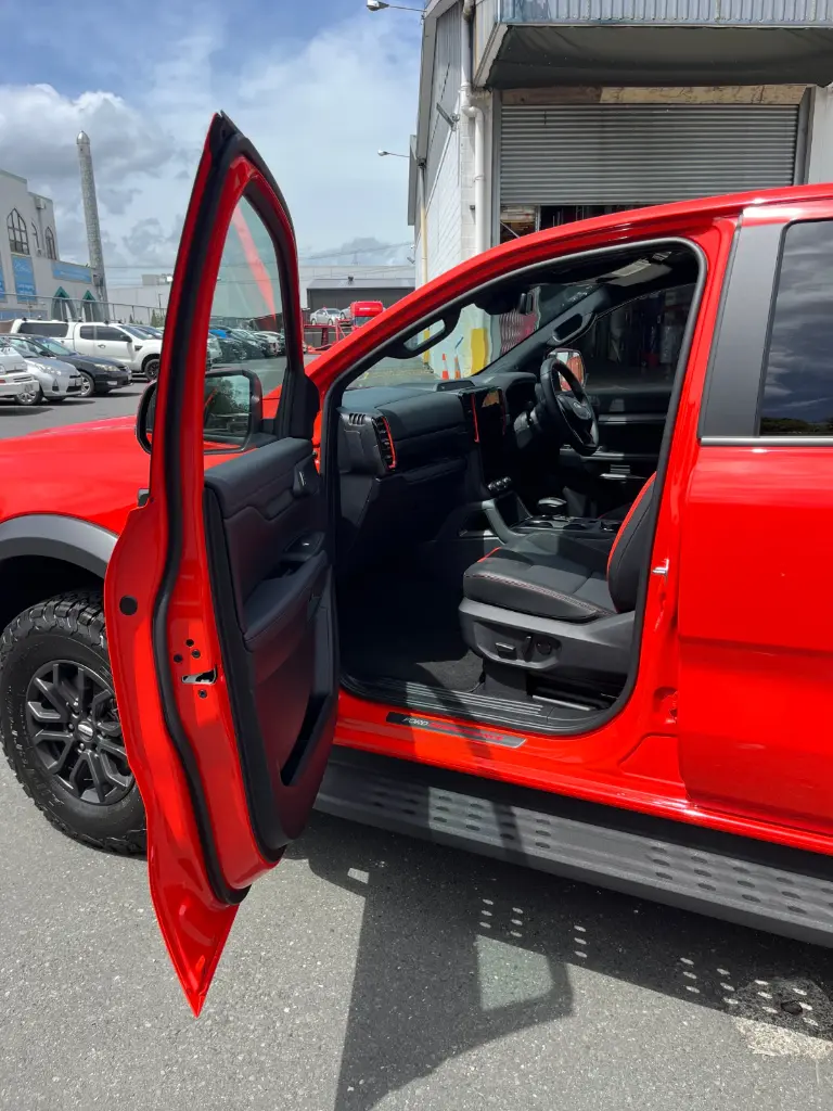 FORD RANGER thumbnail 17
