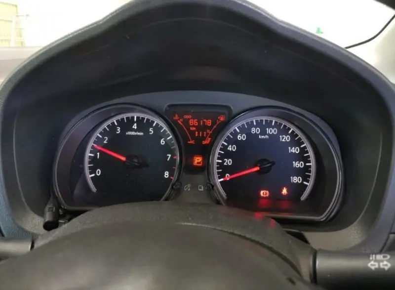 NISSAN NOTE thumbnail 5