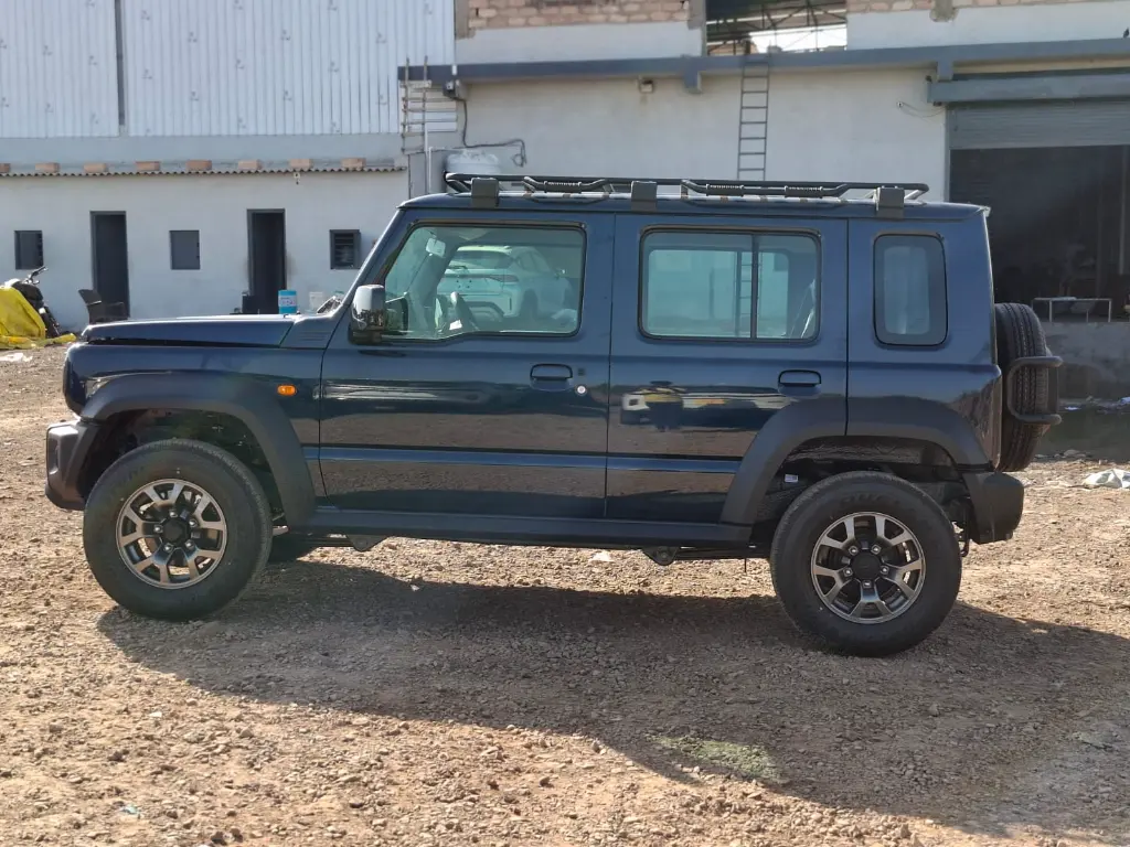 SUZUKI JIMNY thumbnail 2