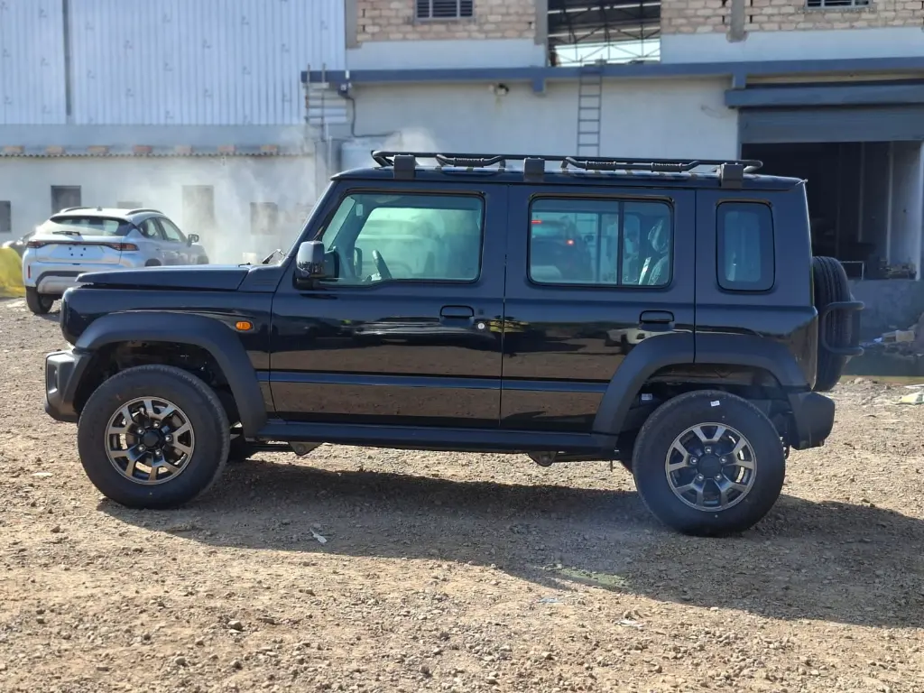 SUZUKI JIMNY thumbnail 4