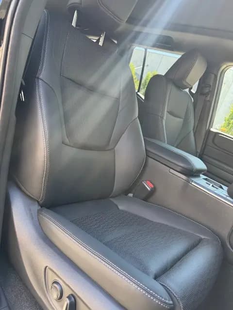 TOYOTA LAND CRUISER PRADO KAKADU thumbnail 13