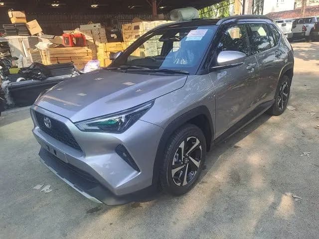 TOYOTA YARIS CROSS thumbnail 3