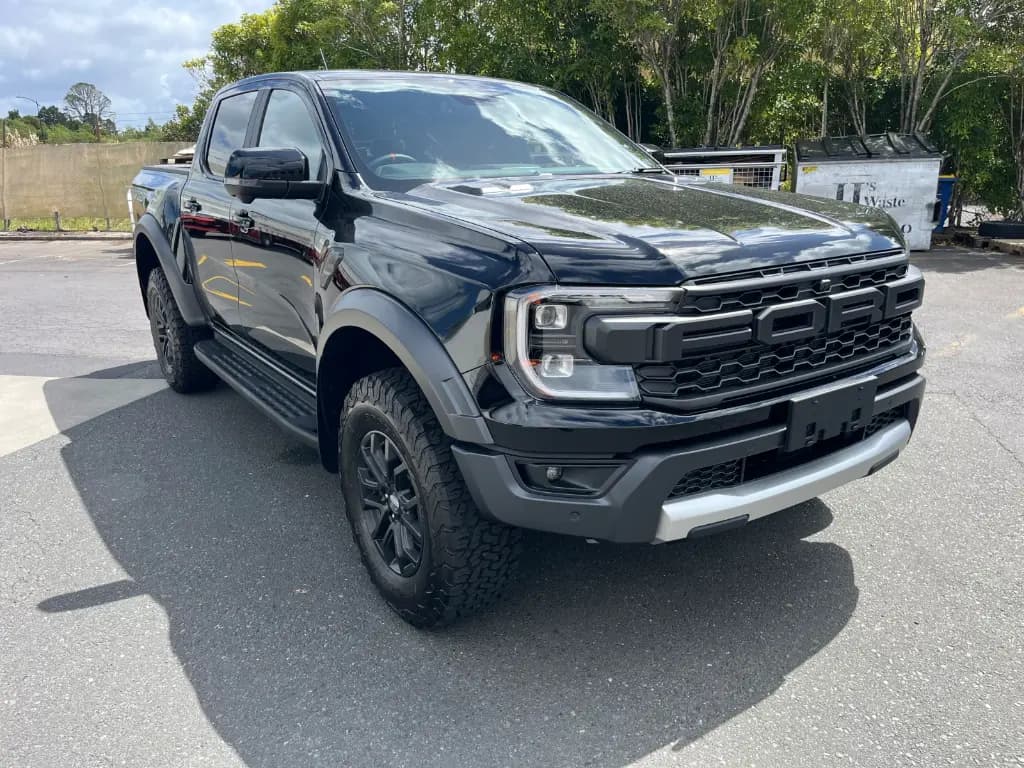 FORD RAPTOR thumbnail 3