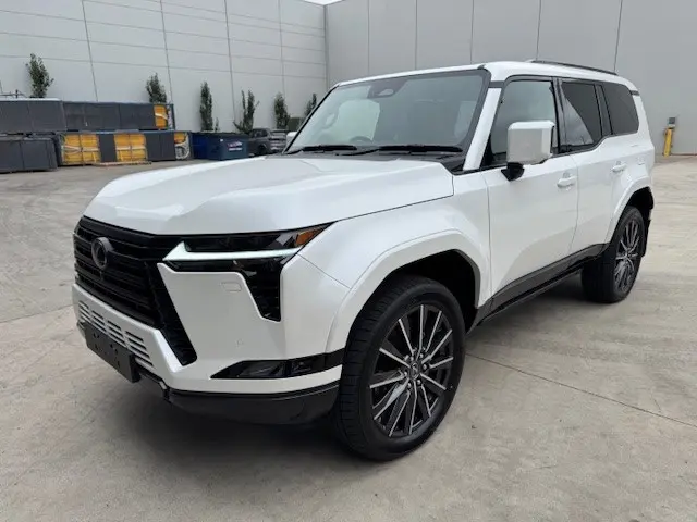 LEXUS GX thumbnail 4