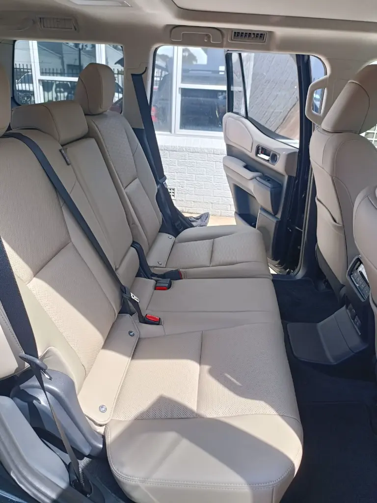 TOYOTA LAND CRUISER PRADO KAKADU thumbnail 22