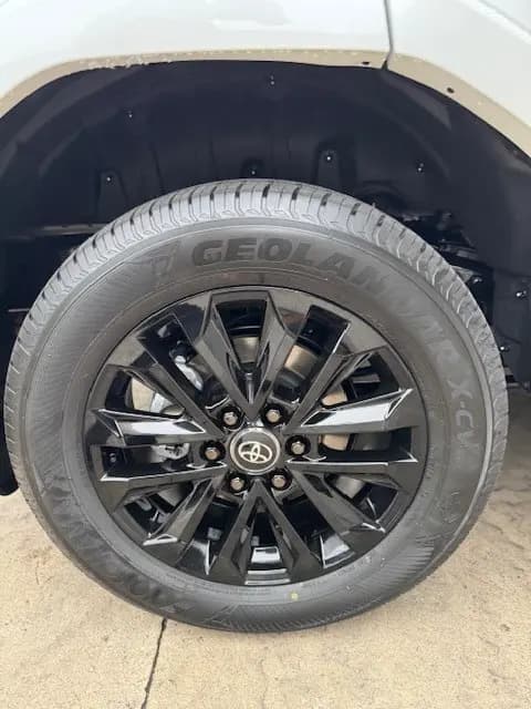 TOYOTA LAND CRUISER PRADO KAKADU thumbnail 18