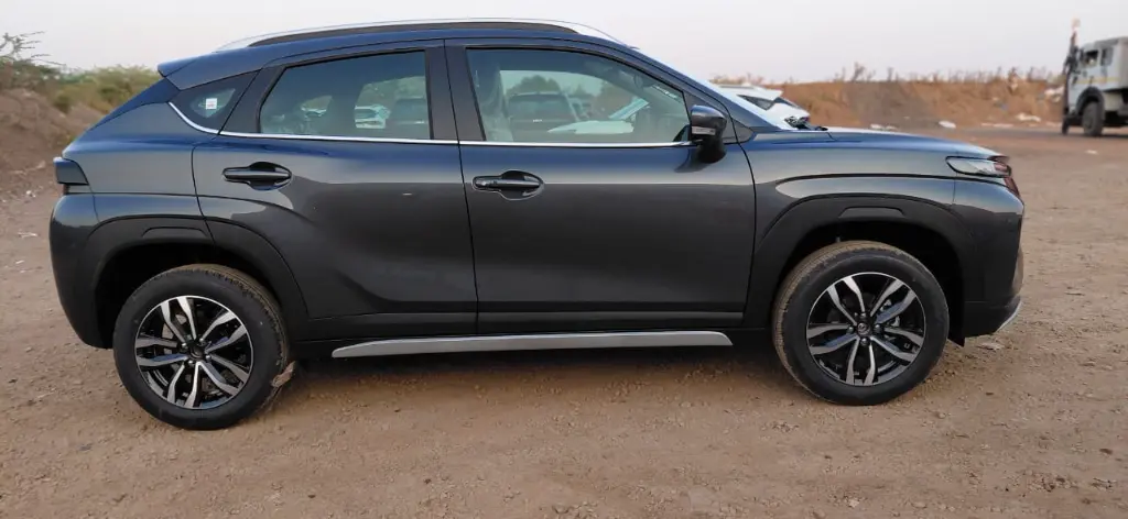 TOYOTA TAISOR thumbnail 4
