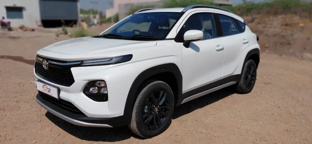 TOYOTA TAISOR thumbnail 3